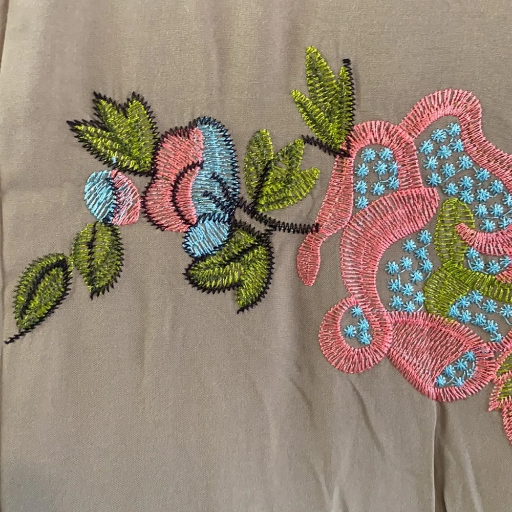 SOLD OUT Olive Floral Embroidered Cover Up Duster Kimono - Picture 8 of 10